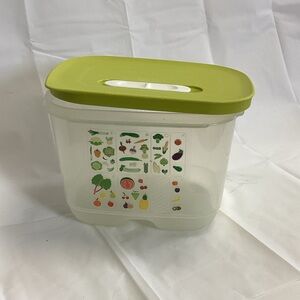 Tupperware green lid fridgesmart  Food Storage Container